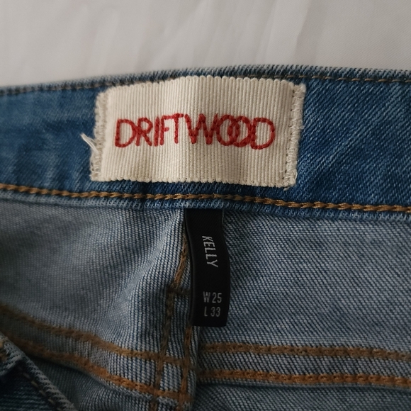 Driftwood Kelly Boot Cut Le Bouquet Embroidered Jeans 25X33 - Picture 4 of 7